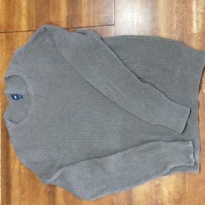 Gap sweater